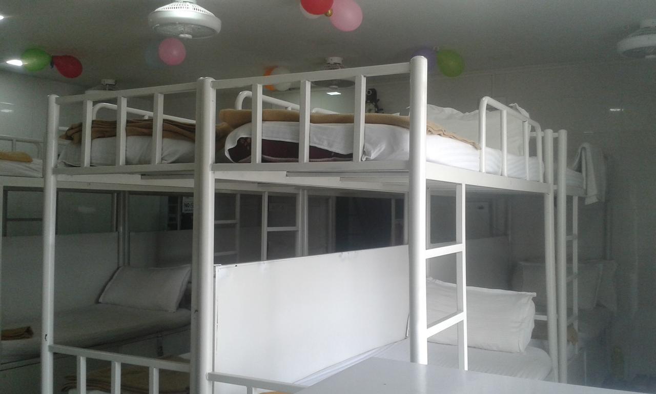 Star Dormitory Bombaj Exteriér fotografie